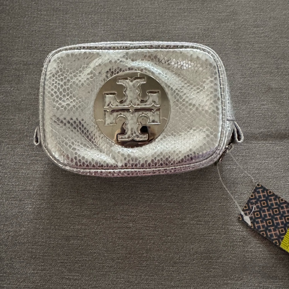 TORY BURCH Silver Embossed Leather Makeup Bag / Baby Cosmetic Case NWT